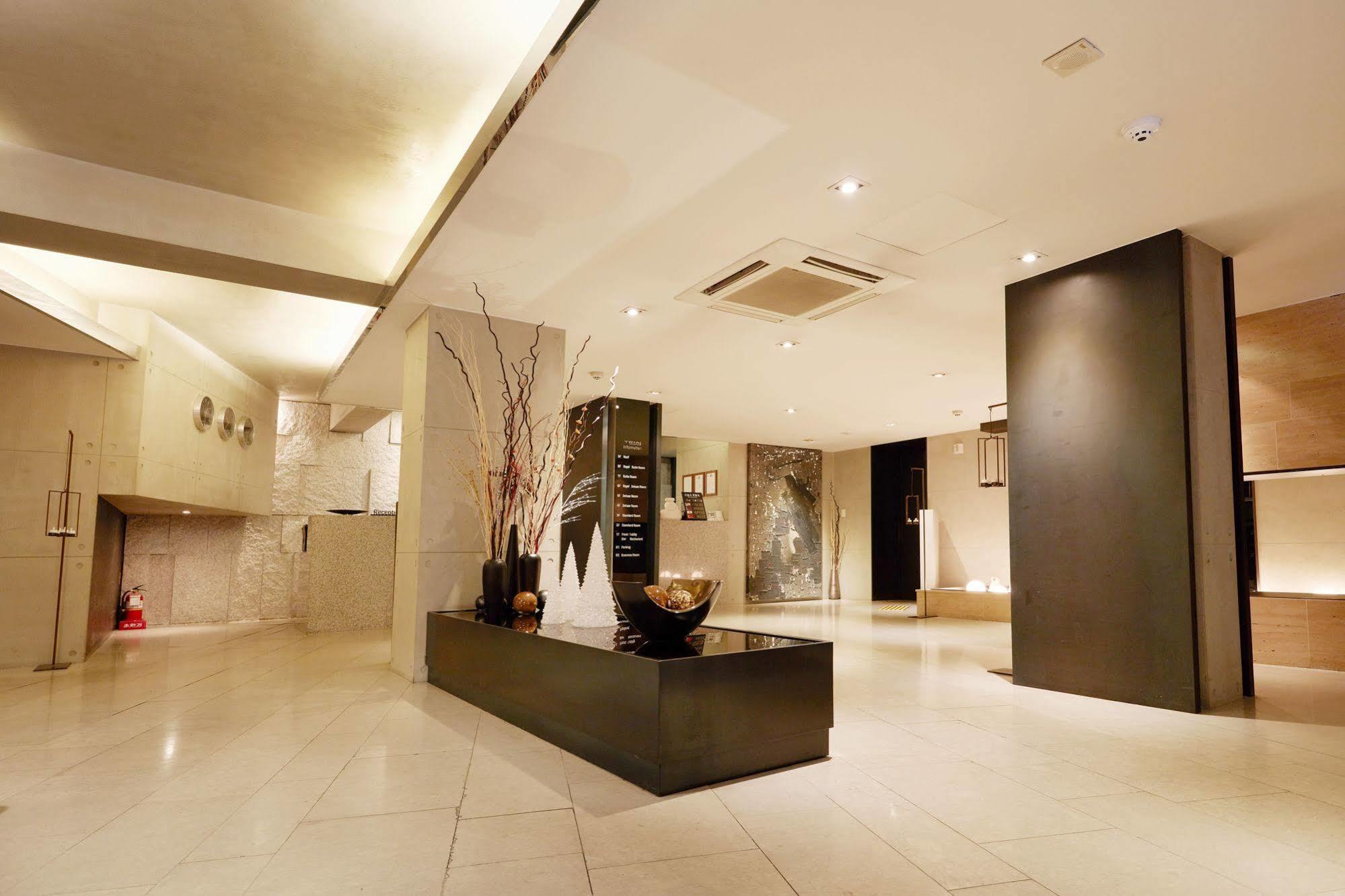 Tria Business & Boutique Hotel Seoul Exterior photo