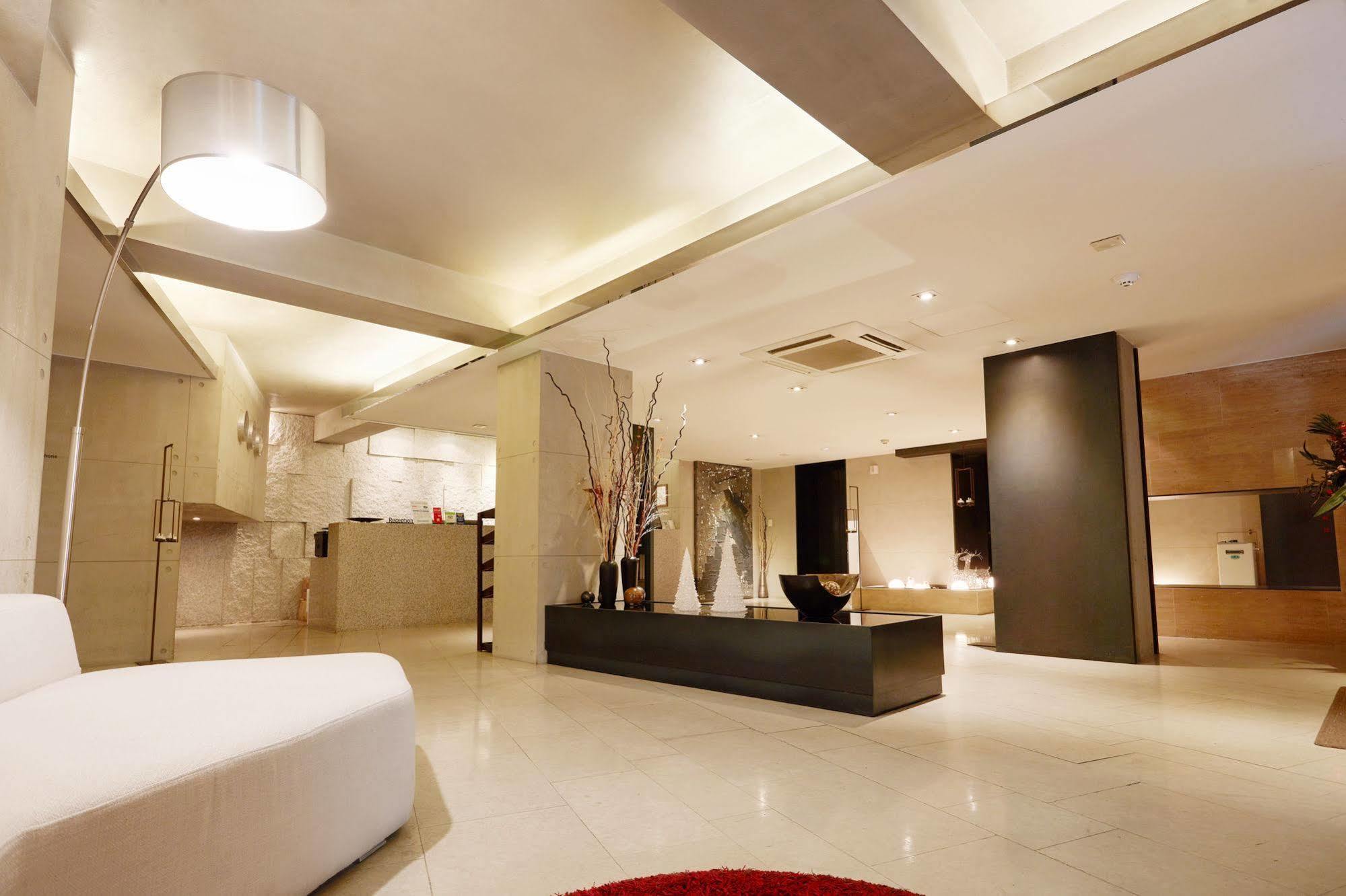 Tria Business & Boutique Hotel Seoul Exterior photo